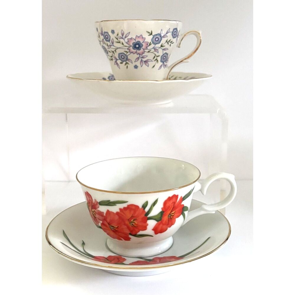 Avon Blossoms of the Month Teacup & Saucer August Gladiola Bone China England
